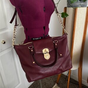 Authentic Michael Kors Hamilton Traveler Large Tote - Burgundy Pebbled Leather